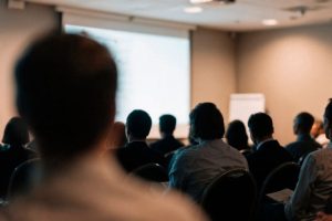 Lanzan programa gratuito “Digitaliza Ñuble” para fortalecer posicionamiento online